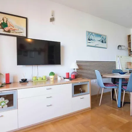 Apartment In 50616 Weißenburg